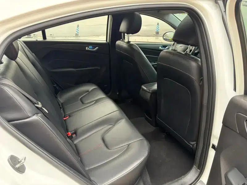 Chery Arrizo 5 2017 1.5L CVT Deluxe Edition — миниатюра 15