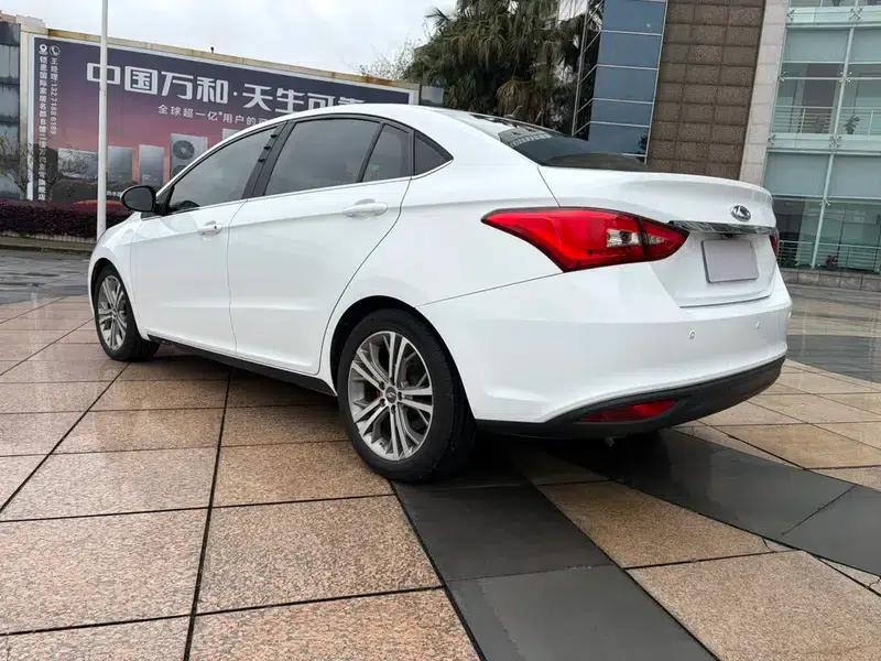 Chery Arrizo 5 2017 1.5L CVT Deluxe Edition — миниатюра 4