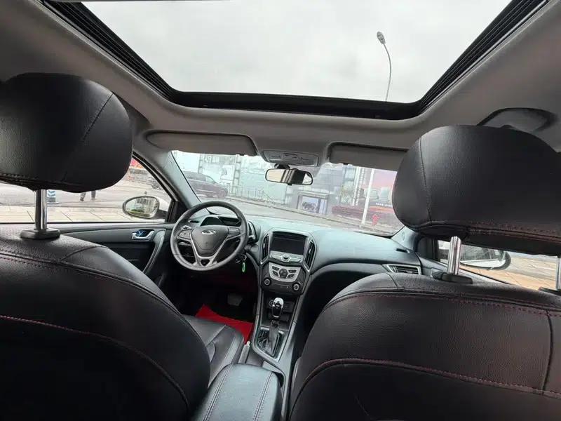 Chery Arrizo 5 2017 1.5L CVT Deluxe Edition — миниатюра 9