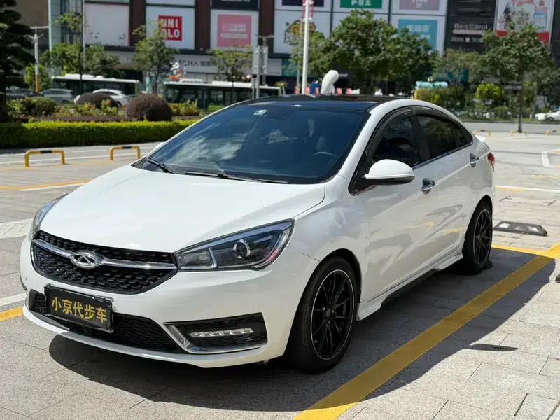 Chery Arrizo 5 2017 1.5L CVT Deluxe Edition — миниатюра 1