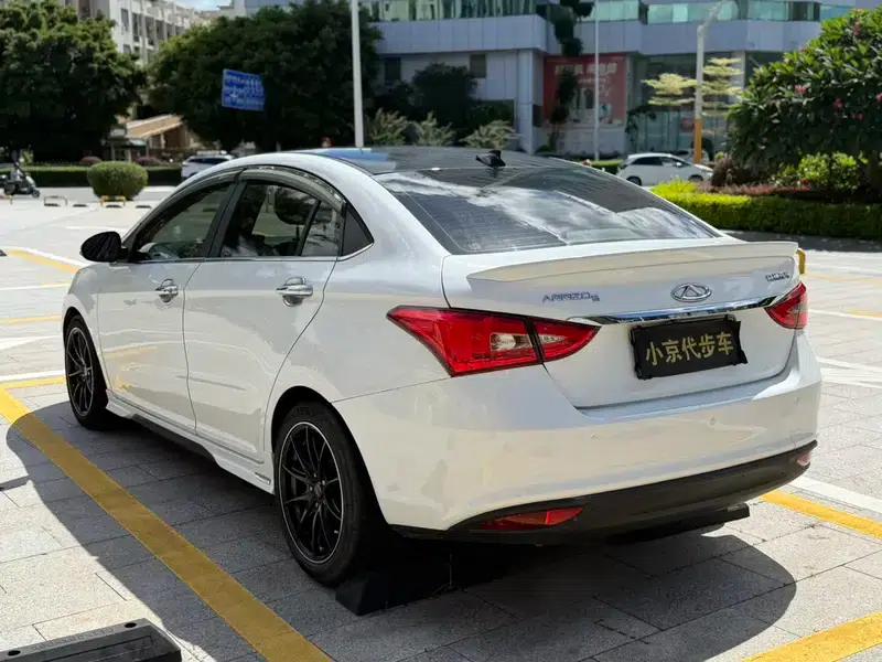Chery Arrizo 5 2017 1.5L CVT Deluxe Edition — миниатюра 4