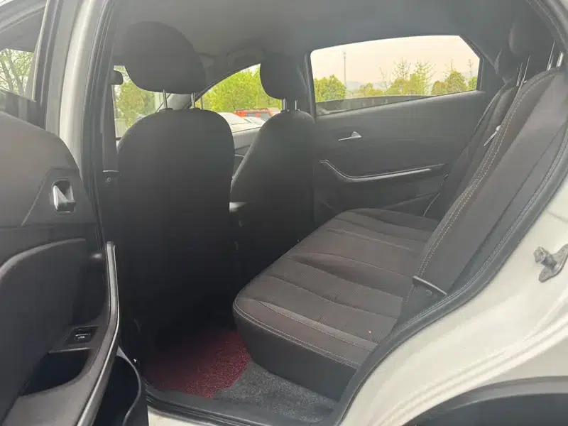 Chery Tiggo 3x 2018 1.5L Automatic Comfort Edition — миниатюра 13
