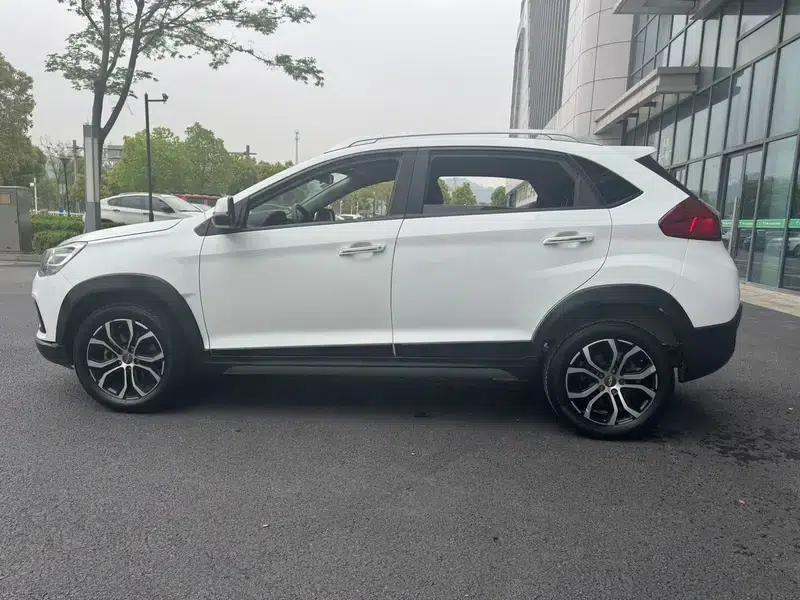 Chery Tiggo 3x 2018 1.5L Automatic Comfort Edition — миниатюра 4