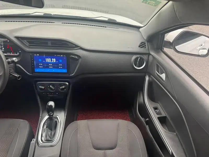 Chery Tiggo 3x 2018 1.5L Automatic Comfort Edition — миниатюра 9