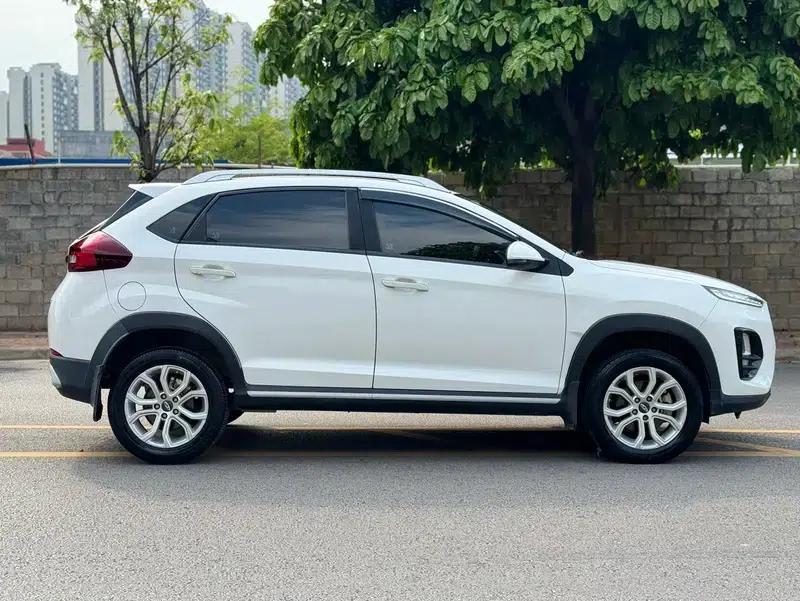 Chery Tiggo 3x 2021 Diamond Edition 1.5L CVT 3 Carat — миниатюра 6