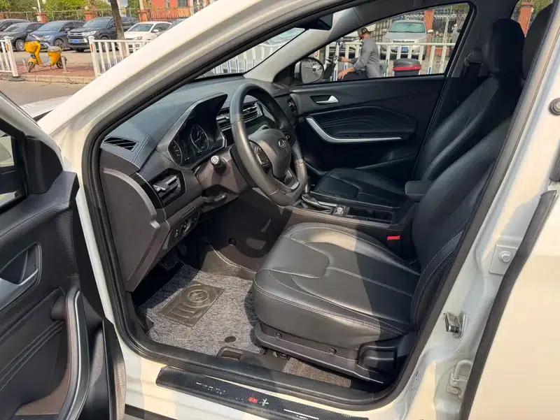 Chery Tiggo 3x 2021 Diamond Edition 1.5L CVT 3 Carat — миниатюра 8