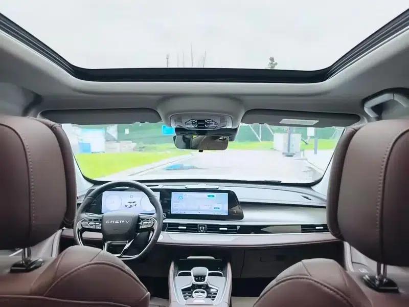 Chery Tiggo 8 PRO 2024 Champion Edition 390T 2WD Peak Edition 5-seater — миниатюра 19