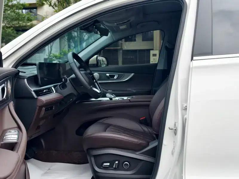 Chery Tiggo 8 PRO 2024 Champion Edition 390T 2WD Peak Edition 5-seater — миниатюра 28