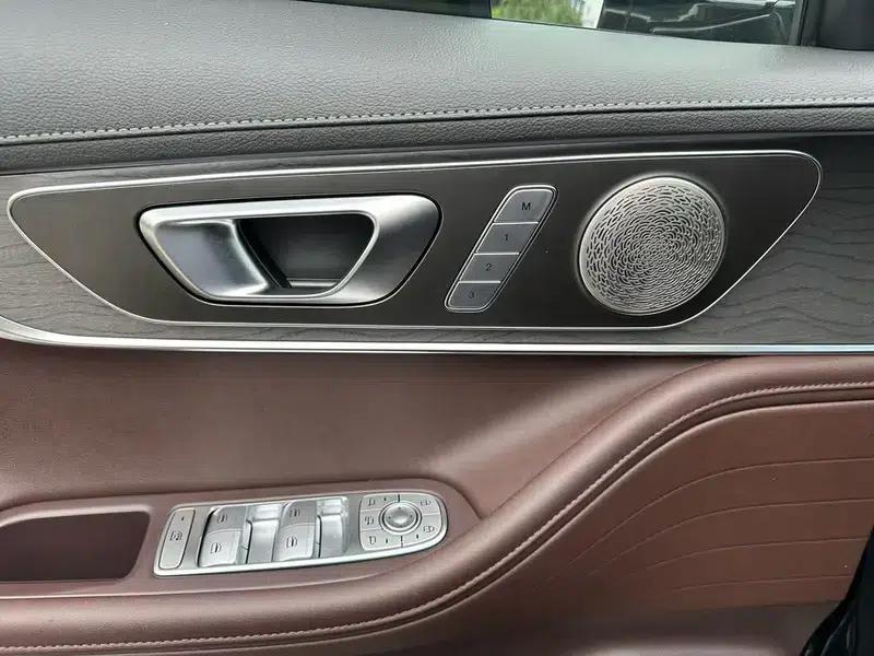Chery Tiggo 8 PRO 2024 Champion Edition 390T 2WD Peak Edition 5-seater — миниатюра 9