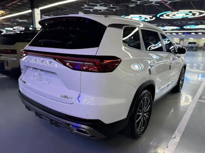 Chery Tiggo 8 PRO 2025 290T 2WD Luxury Edition — миниатюра 6