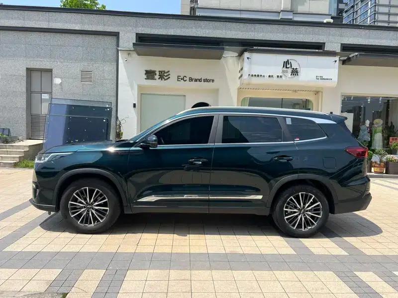 Chery Tiggo 8 PRO 2024 Champion Edition 290T 2WD Peak Edition 7-Seater — миниатюра 4