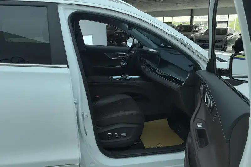Chery Tiggo 8 PRO 2024 Champion Edition 390T 4WD Peak Edition 7-Seater — миниатюра 16