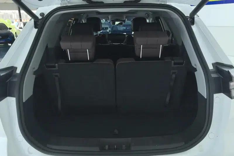Chery Tiggo 8 PRO 2024 Champion Edition 390T 4WD Peak Edition 7-Seater — миниатюра 17