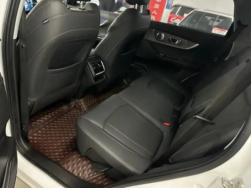 Chery Tiggo 8 PRO 2022 290T 2WD Sky Edition 5-seater — миниатюра 19