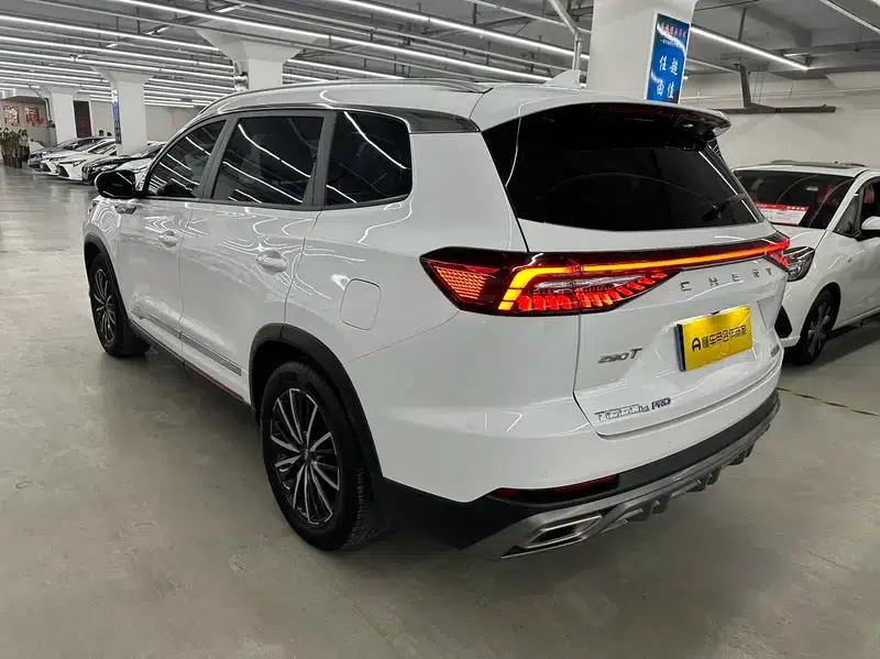Chery Tiggo 8 PRO 2022 290T 2WD Sky Edition 5-seater — миниатюра 4
