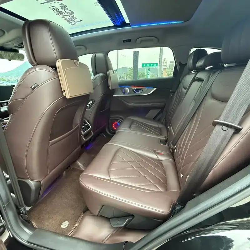 Chery Tiggo 8 PRO 2024 Champion Edition 390T 2WD Peak Edition 5-seater — миниатюра 21