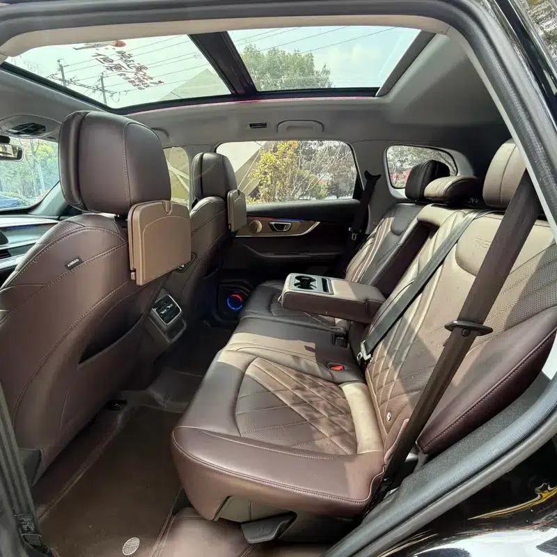 Chery Tiggo 8 PRO 2024 Champion Edition 390T 2WD Peak Edition 5-seater — миниатюра 17