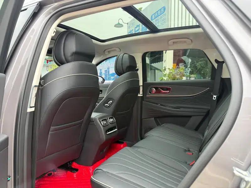Chery Tiggo 9 2023 2.0T DCT 2WD Luxury Edition 7-Seater — миниатюра 16