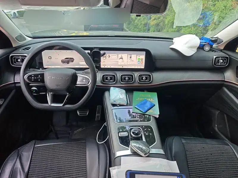 Chery Tiggo 9 2025 2.0T DCT 2WD Black Warrior Edition — миниатюра 10