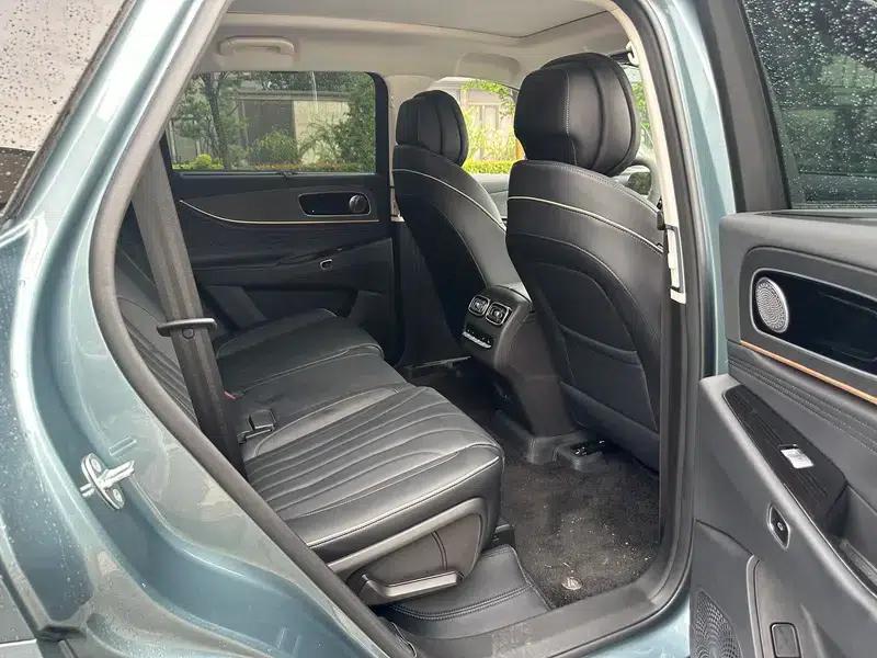 Chery Tiggo 9 2023 2.0T DCT 2WD Premium Edition 5-seater — миниатюра 14