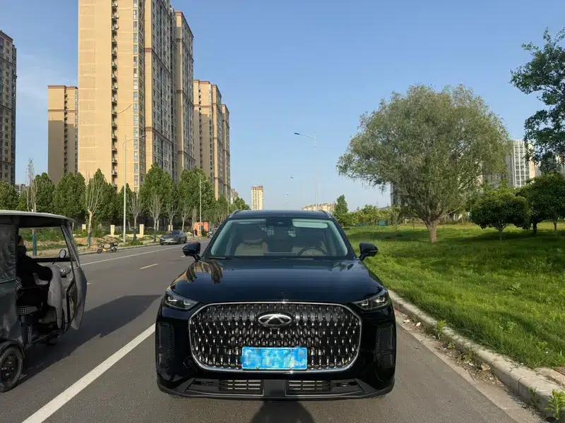 Chery Tiggo 8L 2024 2.0T Automatic Comfort Edition — миниатюра 2