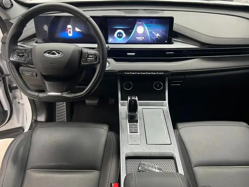 Chery Tiggo 7 PLUS 2021 1.5T CVT Premium Edition — миниатюра 13