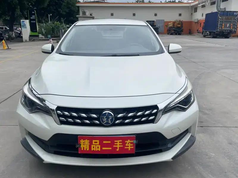 Venucia D60 2019 Model, 100,000 Glory Edition 1.6L Entry Manual Elegance Edition (National VI Emission Standard) — миниатюра 2