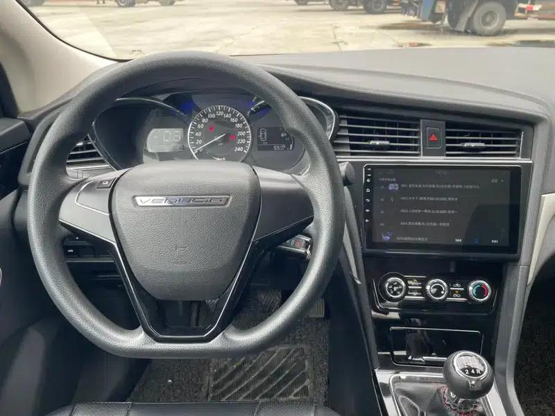 Venucia D60 2019 Model, 100,000 Glory Edition 1.6L Entry Manual Elegance Edition (National VI Emission Standard) — миниатюра 11