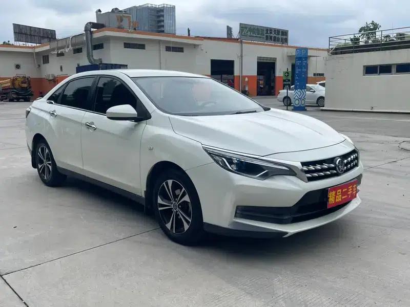 Venucia D60 2019 Model, 100,000 Glory Edition 1.6L Entry Manual Elegance Edition (National VI Emission Standard) — миниатюра 3
