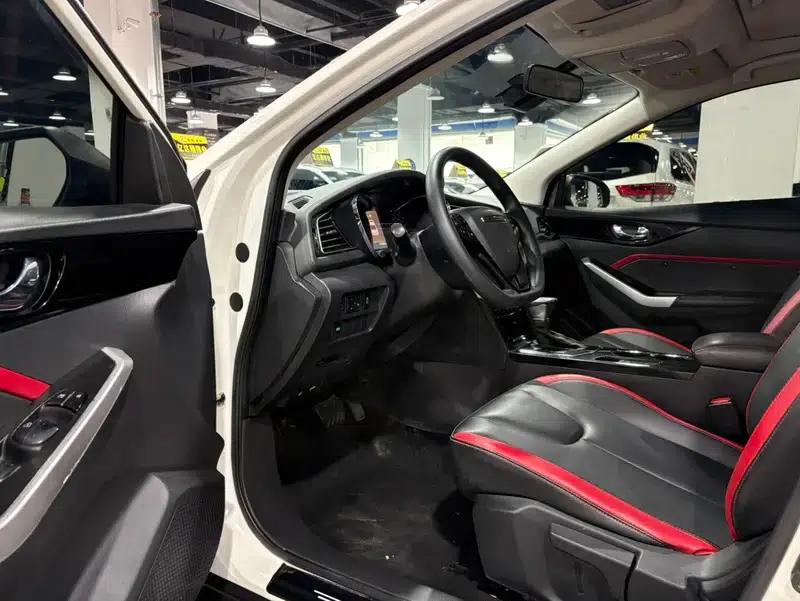 Venucia D60 2019 1.6L XL CVT Intelligent Elite Edition — миниатюра 8