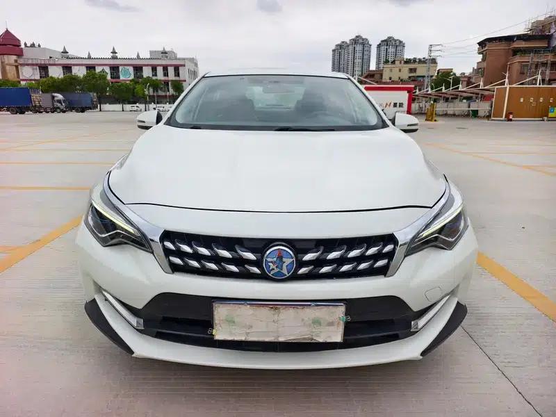 Venucia D60 2019 Model, 100,000 Glory Edition, 1.6L XL CVT, National VI Emission Standard — миниатюра 2