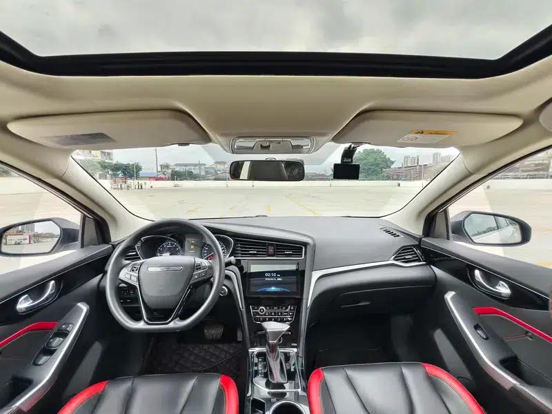 Venucia D60 2019 Model, 100,000 Glory Edition, 1.6L XL CVT, National VI Emission Standard — миниатюра 13