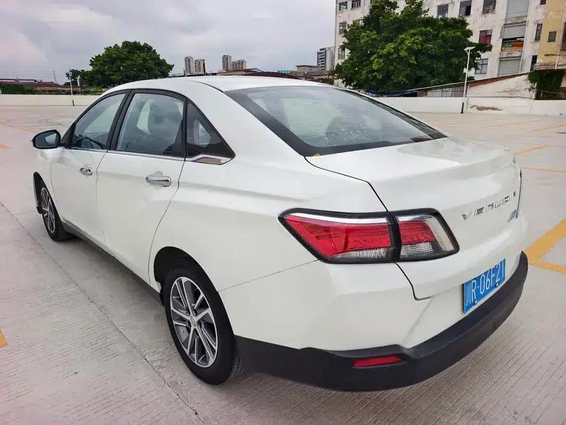 Venucia D60 2019 Model, 100,000 Glory Edition, 1.6L XL CVT, National VI Emission Standard — миниатюра 5