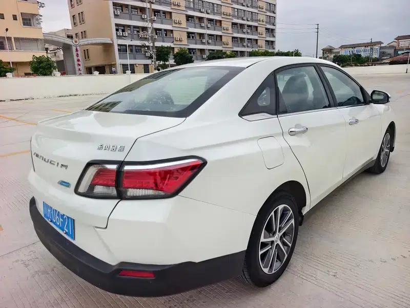 Venucia D60 2019 Model, 100,000 Glory Edition, 1.6L XL CVT, National VI Emission Standard — миниатюра 7