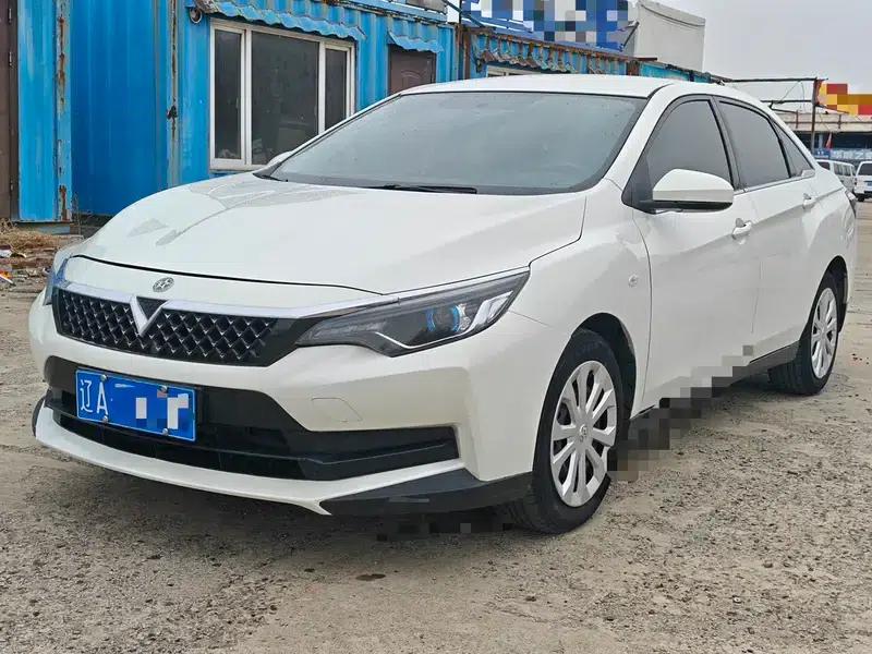 Venucia D60 2021 1.6L Entry Manual Comfort Edition — миниатюра 1