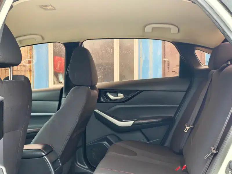 Venucia D60 2021 1.6L Entry Manual Comfort Edition — миниатюра 9