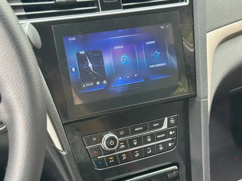 Venucia D60 2019 1.6L XL Manual Intelligent Elite Edition — миниатюра 13