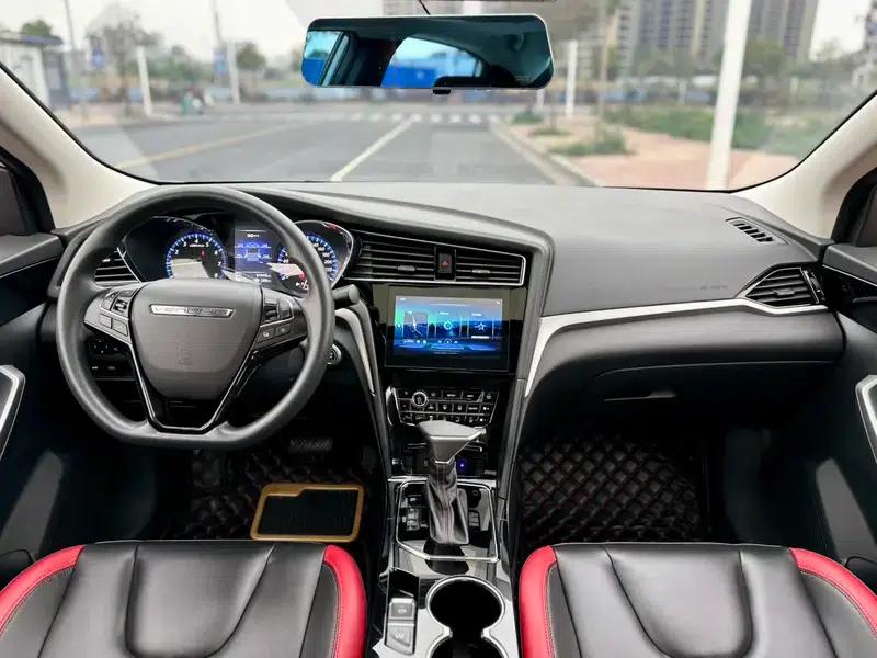 Venucia D60 2019 Model, 100,000 Glory Edition, 1.6L XL CVT, National VI Emission Standard — миниатюра 6