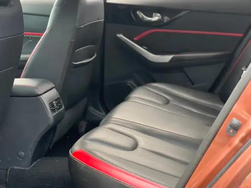 Venucia D60 2018 1.6L CVT Comfort Edition — миниатюра 9