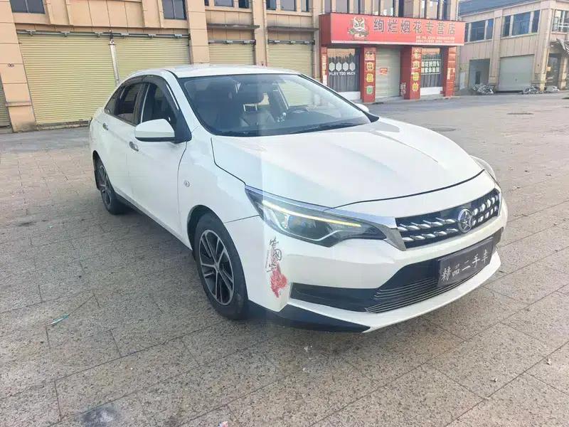 Venucia D60 2020 1.6L XE CVT Enjoy Edition — миниатюра 3