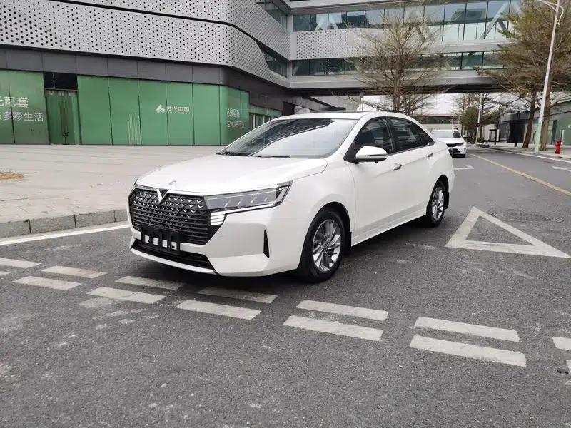 Venucia D60 2021 PLUS 1.6L XL CVT Elite Edition — миниатюра 1