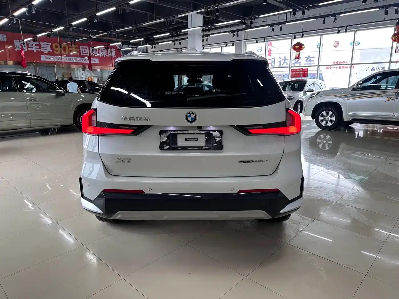 2023 BMW X1 sDrive20Li X Design Package — миниатюра 5