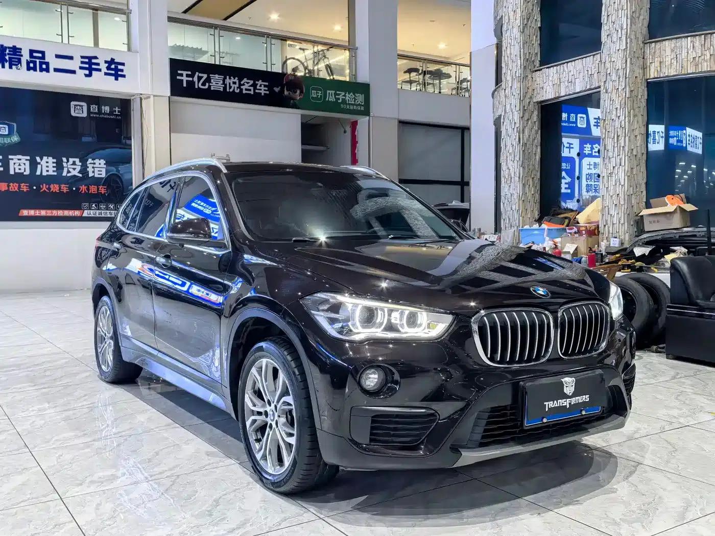 BMW X1 2019 sDrive20Li Leading Edition — миниатюра 3