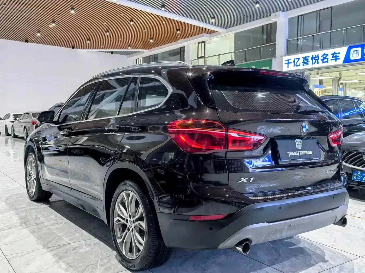 BMW X1 2019 sDrive20Li Leading Edition — миниатюра 6