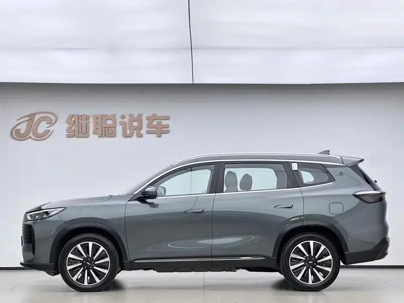 Fengyun T8 2025 1.5T 130km Premium Edition — миниатюра 3