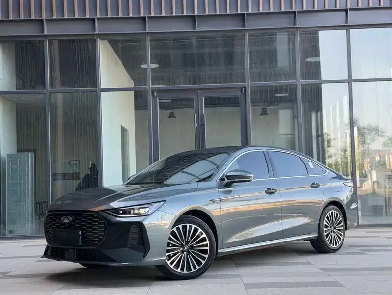 Fengyun A8L 2025 Model 145km Luxury Edition — миниатюра 1