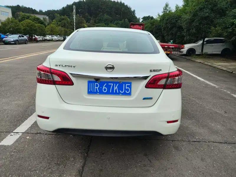 Nissan Sylphy 2016 Classic 1.6XE Manual Comfort Edition — миниатюра 4