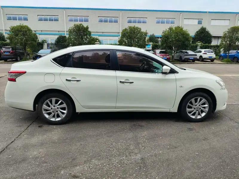 Nissan Sylphy 2016 Classic 1.6XE Manual Comfort Edition — миниатюра 5
