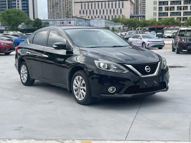 Nissan Sylphy 2018 1.6XV CVT Premium Edition — миниатюра 3