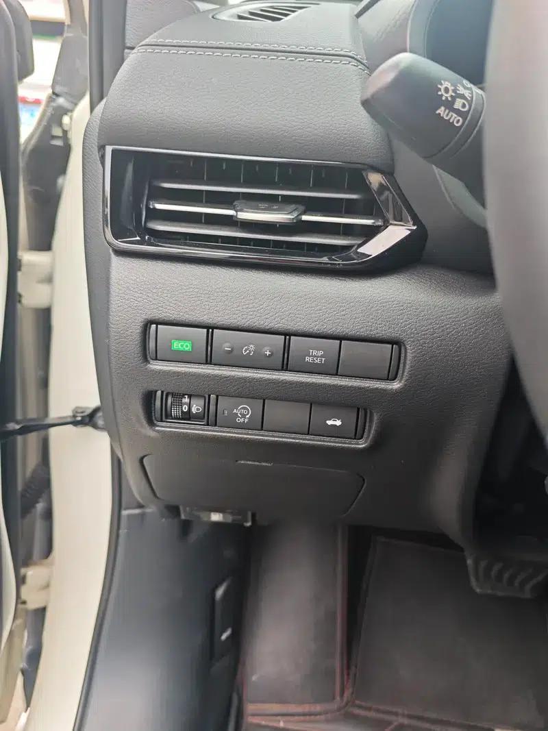 Nissan Sylphy 2023 1.6L CVT Enjoy Edition — миниатюра 17